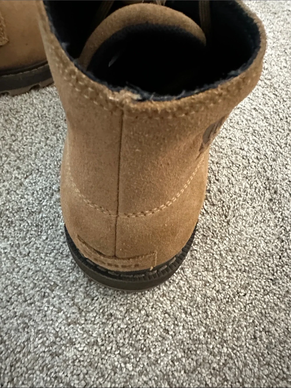 Sorel chukka boots